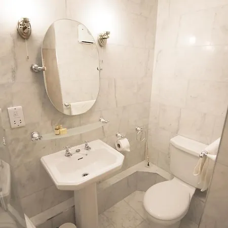 Apartment Sir John Rodgersons Quay Dublin